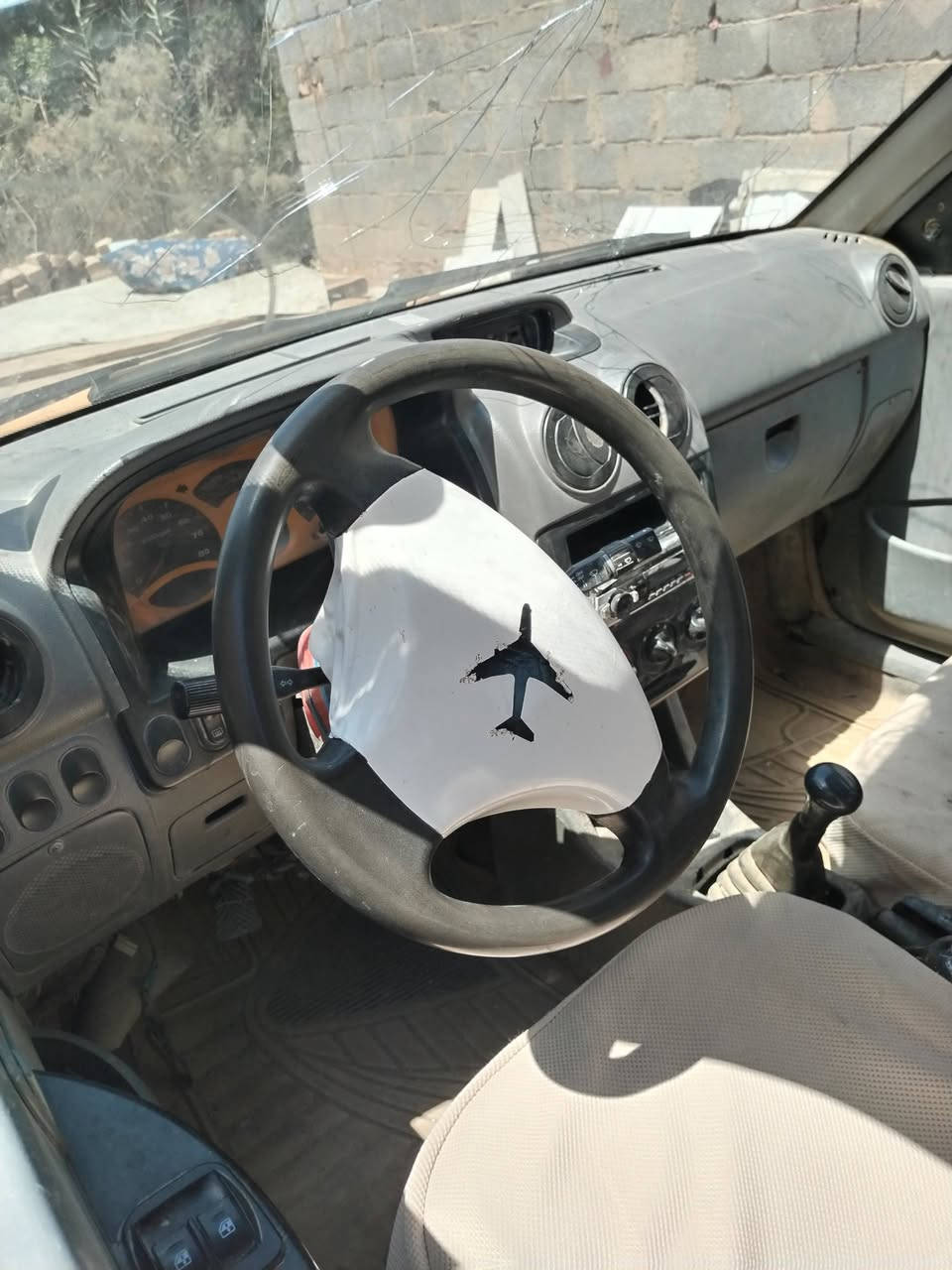 للبيع سايبه محرك وگير مكفولات سياره اي خياس ما بيه شوفت عينك والباقي كله جديد السعر مليون و700 ابيع گوم حديد العنوان الشطره بني زيد الرقم ***********
