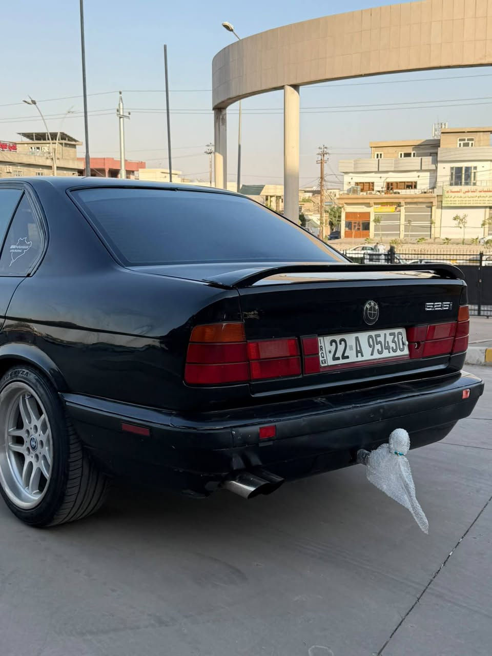 سلام عليكم 🤚
*********** 📞 
سعر ( 60 ) وبي مجال 💵💸 
بي ام( 520 ) موديل (95) 
 😉🚘رقم ( اربيل  انكليزي)
محرك ديجيطل⚡️
كير عادي ⚡️🕹️⭐️
كير و محرك جديد شرط ♦️💯
بجم عريض 
جام كهربائي شغال 
تبريد تدفئة شغال  ❄️🛑
كوشن سياحي جردت💥
طخم ويالة جديد M
طخم تاير جديد 🆕 💯
سيارة شغال كونترول👍
صدر امامي خلفي جديد 
سنوية هزة  بسمي ♦️
شرط تحويل وكالة ✔️
صبغ عام لجمالية بدون ظربة 🔶💯 
مكانها كركوك

*********** كوردي
واتساب📞
***********عوربي كركوك, العراق
