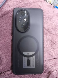 هونر 200 برو بيع فقط الشاشة: 6.78 بوصة، AMOLED، دقة 1224x2700 بكسل، تد...