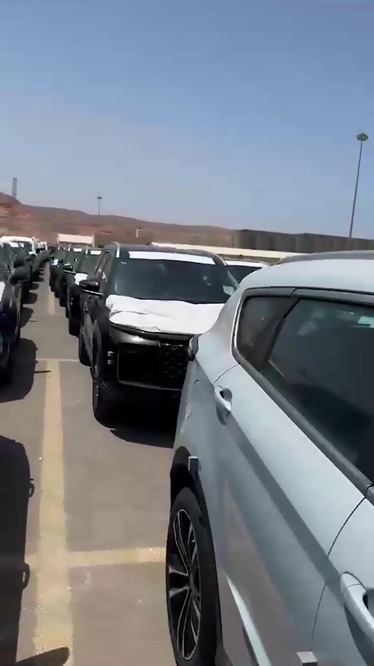 ⁨	⁨	⁨	قريباً فى صالات عرض سوئيست.  شركة آفاق الخليج للوكالات التجارية الوكيل الرسمي لسيارات سوئيست في العراق. ‎أربيل - شارع ١٠٠، مقابل طوارئ روجافا *********** *********** *********** *********** ‎بغداد - البياع، الشارع الأول مقابل المتنزه  *********** *********** *********** *********** ‎كركوك   ***********  ***********  *********** ‎دهوك   ***********  ***********  *********** ‎النجف  *********** ‎كربلاء *********** ‎السليمانية  ***********⁩⁩ #soueaststar⁩⁩⁩⁩⁩⁩⁩⁩ #سوئيست #اكسبلورexplore #العراق🇮🇶 
