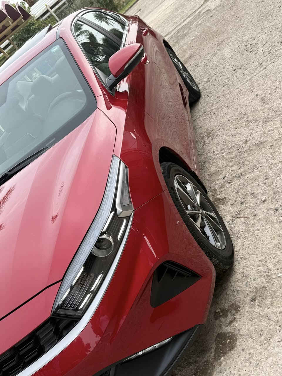 السلام عليكم 
كيا سيراتو 2023 
فول مواصفات عده البصمه 
فتحه 
لد امامي + كشافات 
فول تحكم ستيرن 4 جهات 
شاشه لمس 
كامره دواره 
حساسات خلفيه 
مري شفت + اشاير بالمري 
تبريد قطعتين 
مكينه 1600 دوش 
رقم اربيل باسمي تحويل مباشر
مكفوله من الصبغ و التبديل 
بيها بارد بالباب الخلفي فقط بدون صبغ بدون تكحيل 
السياره ع وضع الوكاله جاهزه من كلشي 
مكينه كير تبريد صدر تايرات باتري 
متصرف عليها ربع 
السعر 170$ و بيها مجال 
بغداد _ السيدية 
***********
