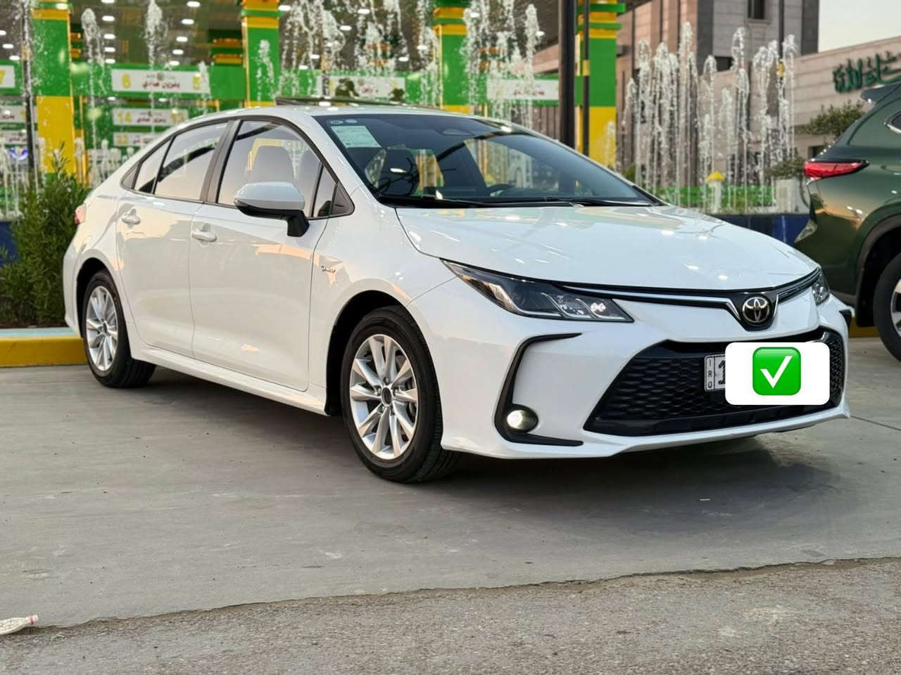 السلام عليكم
كورلا. شكل الخليجي

كفاله عامه

ماشيه 4000

بصمه
رادار اماموهلفي 

كشنات جلد

سايد بريك كهربائي 

كروز سرعه

باقي الموصفات معروفه
بسمي تحويل مباشر 
والسياره كفاله عامه
مكان السياره شارع فلسطين 
السعر 155 وبيها مجال
***********
