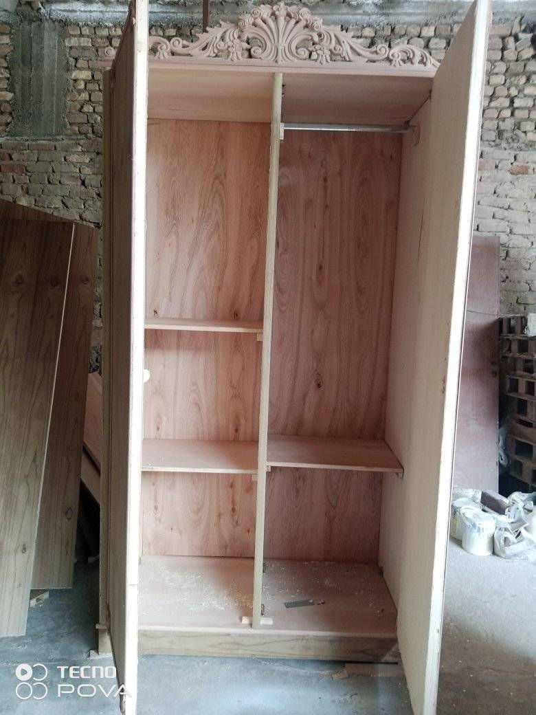 يسعد الله مسائكم 
تم توفير. كناتير  بابين جديد تسكام 
داخل ورشة ونجارة الكرم 
#كنتور بابين منفصل بابين ب350
#كنتور بابين ب300 
شغل صاج 5 مليم اطار جاوي 
عنوان السدة الهندية 
***********
