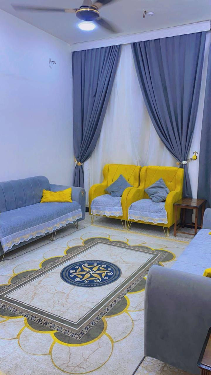 السعر 80 وبي مجال 
دار البيع زراعي سند 25 مساحه البيت 100 واجها 7  طابق واحد وبيتونه بناء حديث  ,,الامين السده  ,,خدمات مي كهرباء مجاري البيت جدآ نظيف ***********
