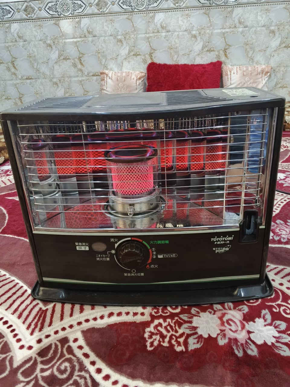 للبيع صوبه تلفزيونيه جديده  سعر 160  مكان بروانه حي الشرطه غرب مدرسه عين العرب  ***********
