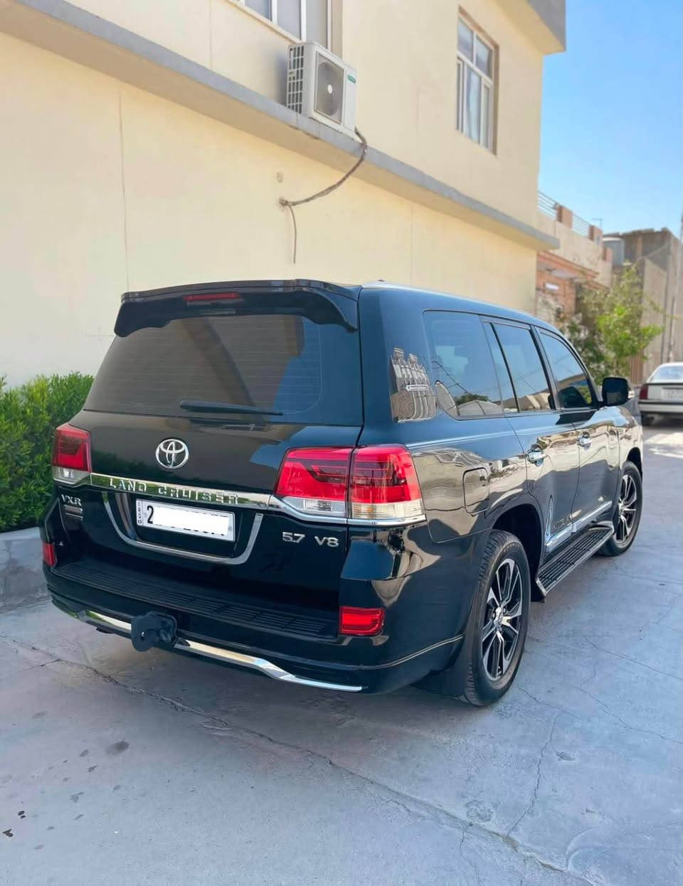 تويوتا لاند كروسير موديل ٢٠٠٨ محدث ٢٠٢١ الون اسود  داخل اصفر مواصفات vxr ثمانية سلندر شغال كشن جلد كشن كهرباي مرايات شفت و كامرة وراء شاشة كبير تبريد مركزي ثلاجة السيارة كلش نضيف احسب هسة طلعت ب شركة بدون صبغ بدون شخط بها مكانين صغير  بارد كلش قليل سنوية و كلشي جديد  بشرط كومپيوتر ٣٢٥$ بها مجال قليل ***********. ☎️ أربيل, العراق
