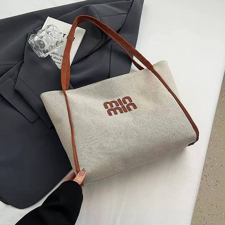 ✨ وصل الجديد ✨

💼 بيج الجنط النسائي
موديلات ترند ✨ جودة عالية وأناقة تخبل

🔥 أسعار منافسة
🔥 مناسب للتاجرات وإعادة البيع
🔥 توصيل متوفر

⚠️ الكمية محدودة جداً

📲 الحجز واتساب:
***********

📲 قناة التليجرام:
https://t.me/dhjffxg

✨ لا تفوتين الفرصة — احجزي هسه ✨
