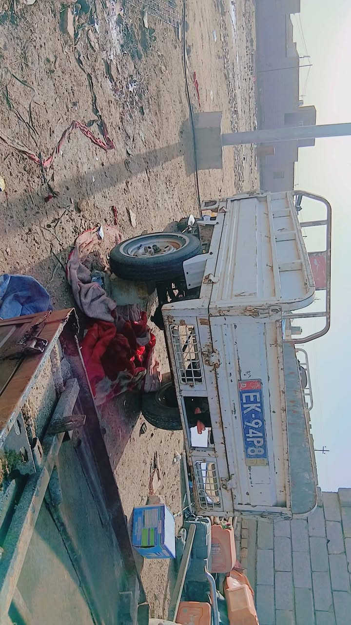 السلام عليكم ستوته اللبيع دايون موديل 2013 أوراق اصولي السعر خاص مكان ناصريه مركز لاستفسار *********** 
غير متواجد عل فيس
