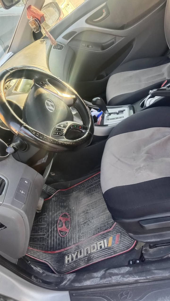 سياره النترا موديل ٢٠١١ رقم دولي كربلاء بيهه قطع صبغ محرك دوش ١٨٠٠ لون سلفر تدفئة تبريد  تحويل مباشر السعر ٩٥ بيهه مجال  ***********
