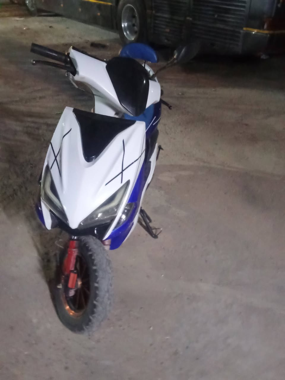 لبيع350وبيه مجال بصره ابو خصيب ***********
