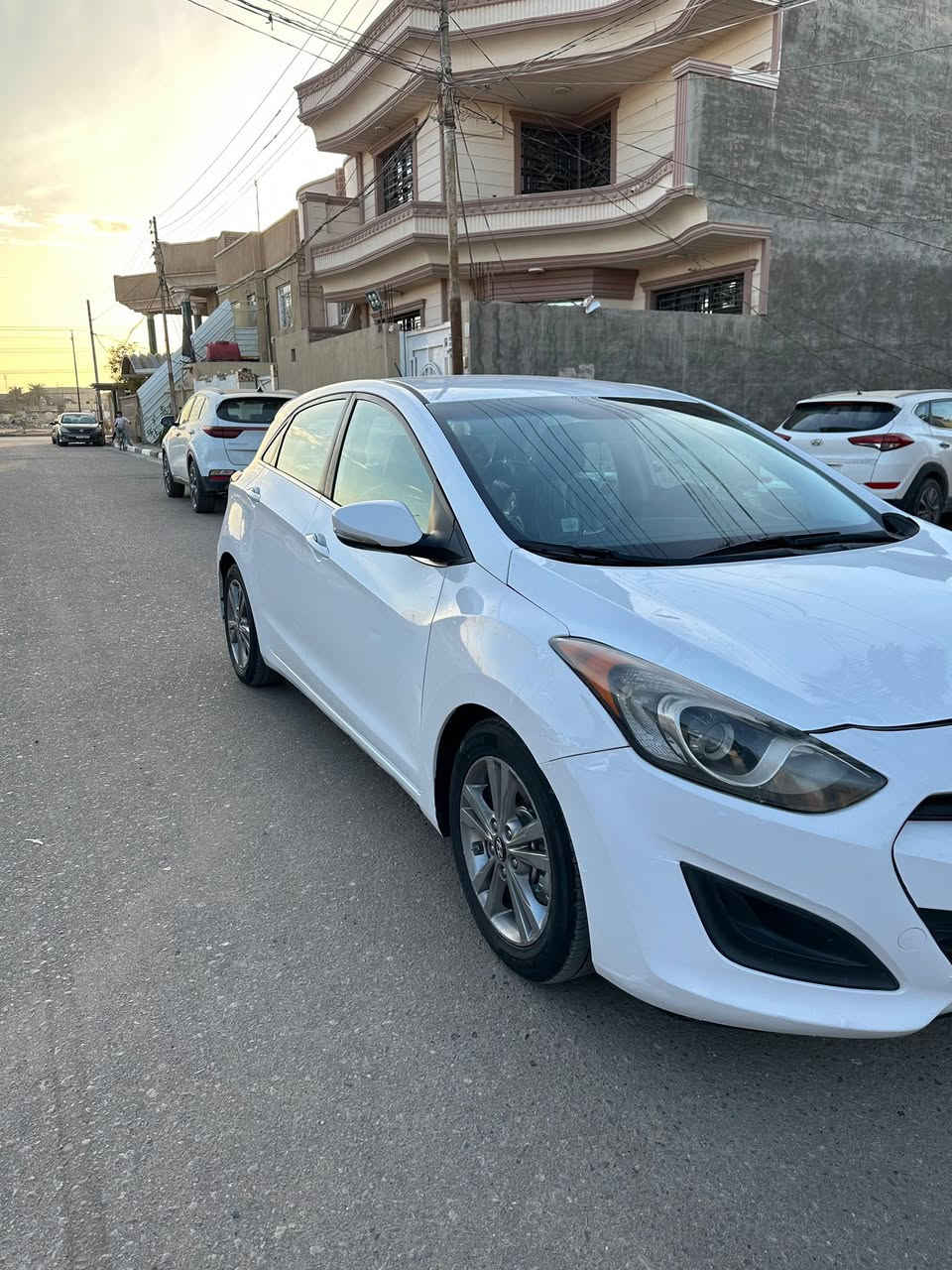 السلام عليكم للبيع النترا هاج باك موديل 2017
رقم قادسيه دولي سنويه لغاية 2030 
وارد امريكي حادثها جاملغ امامي مبدل بلادي بدون صبغ
بدون دواخل السياره بيه صبغ كد شبر بجنطه فقط 
وسونار مرفق معه المنشور 
تبريد تتفئه حداديه تخم تاير كله جديد
كير ومحرك على وضع الشركه بدون فتح 
حجم المحرك 2000
مكان السياره كربلاء
السعر 105 بيه مجال
للستفسار اكثر اتصل ***********
غير متواجد على الفيس
