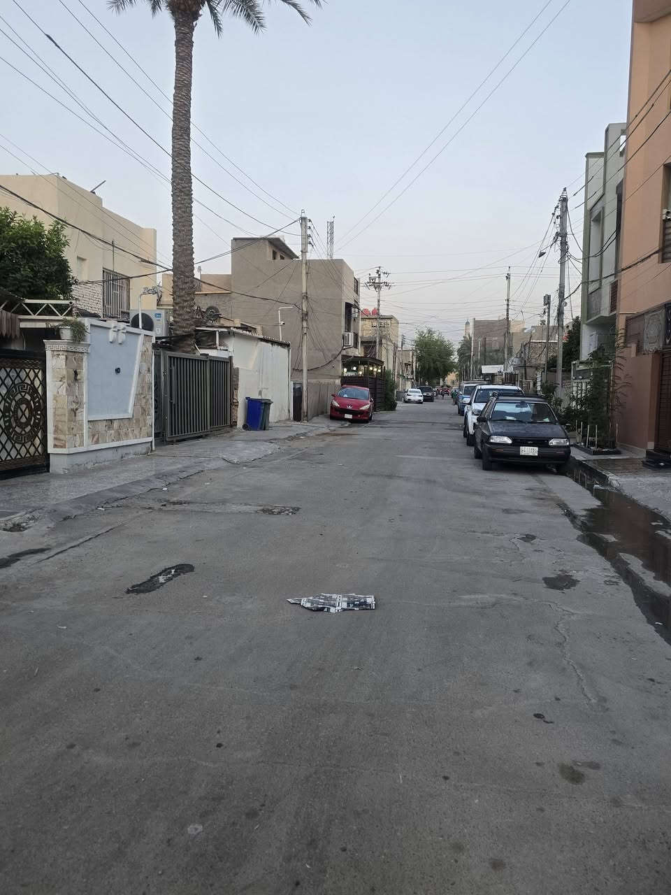 بيت للبيع المساحه ٢٢٠متر مع مشتمل خارجي مفتوح من الداخل المنطقه حي الرساله الثانيه قرب مدرسة البصره السعر استفسار الرقم ***********
