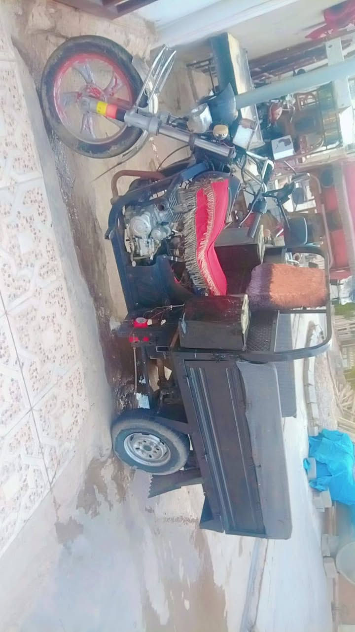 سلام عليكم ستوته موديل 21 مصبوغه صبغ بخاخ محرك 23 مكان كركوك قادسيه ركبتهه ملحومه سعر 850 قفل


**إذا كنت صاحب هذا الإعلان وتريد حذفه لأي سبب، رجاءا أرسل رسالة إلى الدعم الفني**