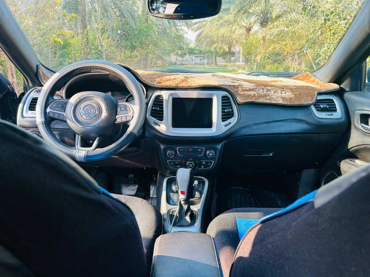 السلام عليكم
جيب كومبارس موديل 2021  
فول مواصفات 
بانوراما 
شاشه كامره
 كشن كهرباء كشنات تدفئه تبريد 
أمريكي ضرر فقط دعاميه   امامي 
رقم شمالي 
سنويه مجدده لل2031
محرك وكير كفاله عامه
السعر المطلوب 168 $ورقه 
للاستفسار الاتصال على الرقم أو الواتس أب 

***********
