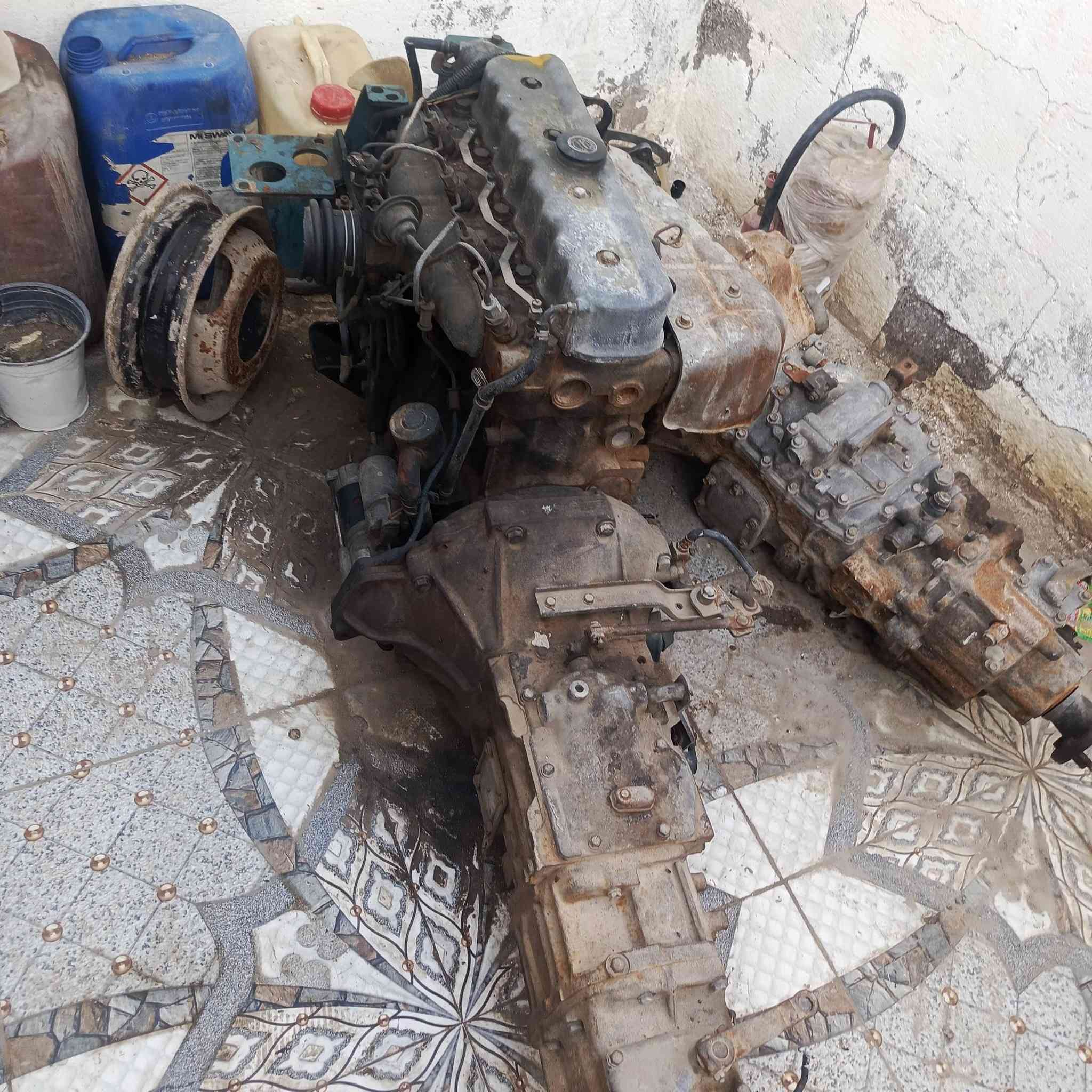 مكينه نيسان مكان بصره ***********
