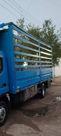 بدي للبيع طول ٦وربع العرض ٢٣٠صفاح فافون  مكان بغداد سعر١٥ورقه ٠٧٧١٢٩٢٢...