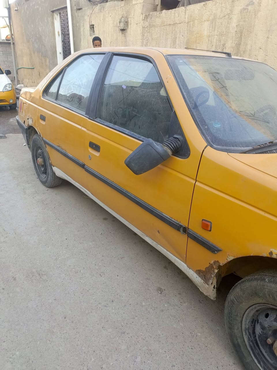 السلام عليكم
عندي هاي السيارة اريدها ب10 ورقه 
مطلوبه 6 ورقات  هيئه  فقط سنويه ساقطه من 2018
كهربائياتها شغاله كير مابي شي بس مكينه كايمه راعيها موجود 
 
ابيع كوم حديد


**إذا كنت صاحب هذا الإعلان وتريد حذفه لأي سبب، رجاءا أرسل رسالة إلى الدعم الفني**