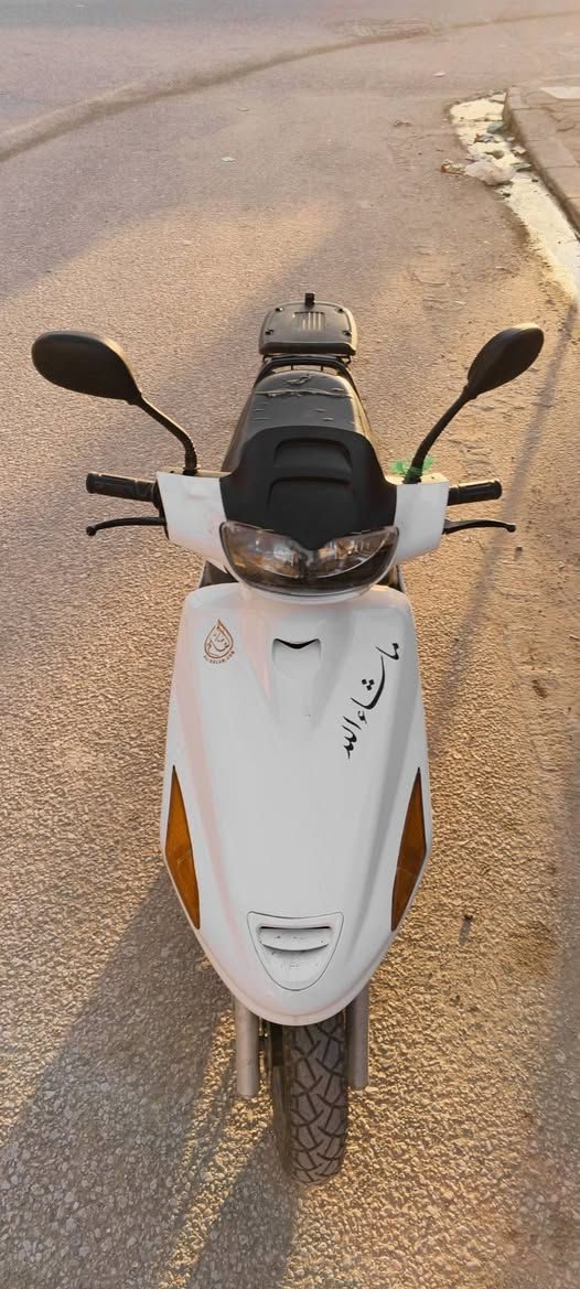 فراشة للبيع
فحل
 دسك امامي 
زنون عالي ناصي
تجي تفحص ونتكاتب 

رقم الهاتف ***********
