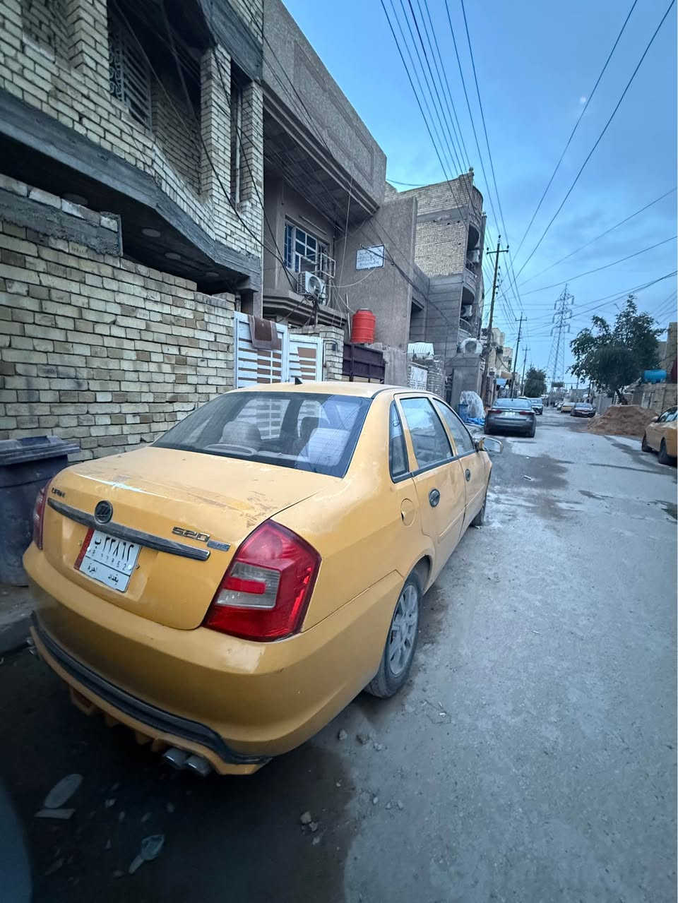 السلام عليكم 
ليفان مكينه كورلا
موديل 2011
كير عادي
معمره السياره بيها مكانات صبغ
رقم بغداد تحويل ثاني يوم مطلوبه هيئه ٢٠٢٥/٢٠٢٦ ينزل من سعر السياره
مكان السياره بغداد الامين 
 السعر 20 ورقه وبيها مجال بسيط
*********** بغداد, العراق
