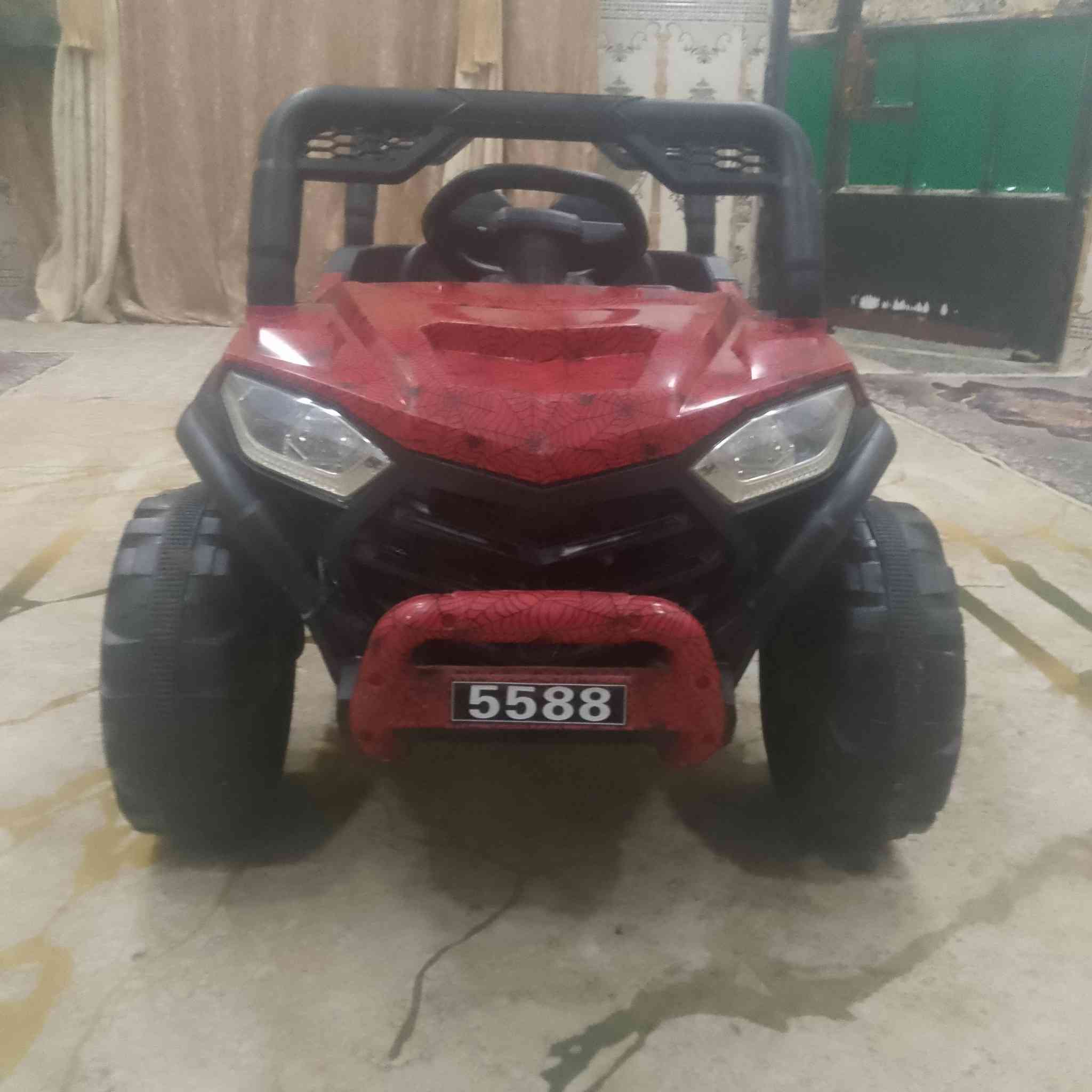 سلام عليكم سياره جديده لوك بس شاحنتهاا ضاعت مكاني بغداد حي البتول السعر 60الف ***********
