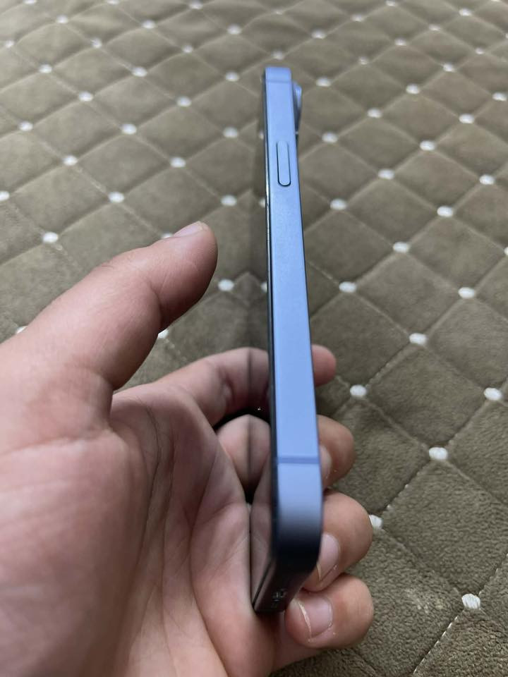 آيفون 14عادي
بطارية128
مامفتوح الجهاز 
نظافة100‎%‎
نموذج m
شرق اوسط
بطارية94‎%‎
غراض كاملة 
مكاني الديوانية المركز
***********
