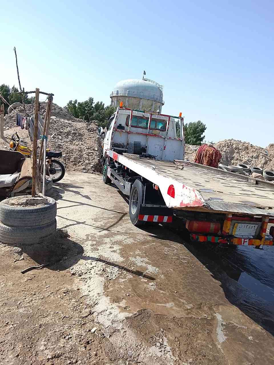 كرين سطحي كنتر تيوته مكينه كير بدي شاصي مكفله رقمها بغداد ***********
