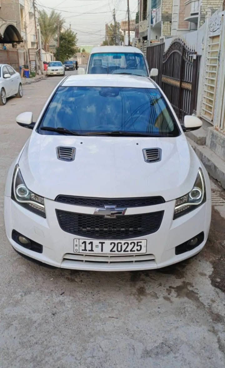 كروز مديل 12 خليجيه وكالة المنصور رقم بغداد بأسمي كفاله ضربه وصبغ محرك 1600 المرغوب . كير محرك تدفئه تبريد كهربائيات كلشي شغال وخير من الله . شاشه تيسلا وسماعات ودمام واناره ويه الدمام . كامرا خلفيه وحساسات جام اوتو مري كهرباء . ماصدات  لد شيطان  . مكاني بغداد الزعفرانيه سعر 83 ورقه وبيه مجال بيسط (بسيطط ) والمعاجبه السعر خل يدور انشالله يكله احسن منه وارخص
*********** متواجد من بعد ل 5 مساء"
