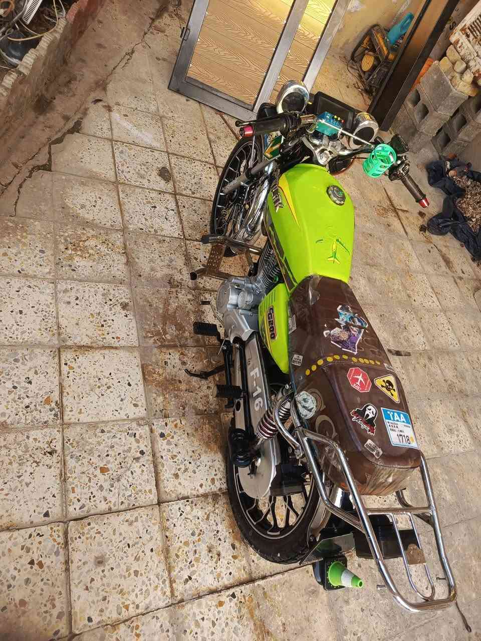 سلام عليكم سيفان موديل 24 كفاله عامه البيع محركه شلعه كهربائيات كلهة شغاله على كل عيب دراجه حلوه سونك اصلي باب اول مكان ديالى بعقوبة ستفسار عل رقم ***********سعر مناسب
