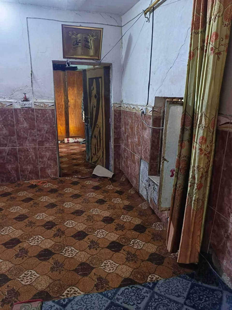 سلأم عليگم ورحمة
دأر للبـيـع* طــــأبــو صــــرف
🏘 ألمسـأحـة 105.. 
تـتـگون 📍مـن 
غــرفـة وصــألـة وبــيـهـأأ گـرآچ ومطـبـخ وصـحـيـأت //ألـعـنـوأن ألــــديـوأنـيــة!
حــي ألـعــسـگـري ألثـأنـي // شــأرع 60
فـرع ألـعـدسـة الذهـبيــة مـصـور ¶ 
گـل ألـخـدمــأأت مـتـوفـرة قريبأأ ع شـآرع جـدأ
ألـا سـعــٓر 63 ألآشـــرأأي يتـفـضـل خـأص //


**إذا كنت صاحب هذا الإعلان وتريد حذفه لأي سبب، رجاءا أرسل رسالة إلى الدعم الفني**