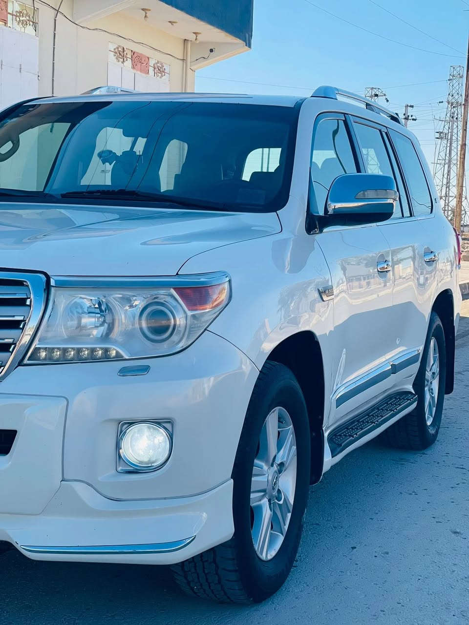 لاندكروز 2010 محدث 2014 GXR للبيع

السياره احله من الصور بالحقيقه 

فول مواصفات 1/1 💯 :

1- فتحة 🕳️

2- بصمة 🔐

3- حساس خلفي وامامي 🎶🔊

4- ثلاجة 🥶

5-شاشه

6-كامره خلفيه

7- 8  ايرباك 

8-دفع رباعي 🎮

9- رقم بغداد  

10- تحكم ستيرن 
حجم المحرك:V6

ملاحظة // السيارة  كفاله عامة من جميع النواحي وشرط الفحص ✅  

جديدة بمعنى الكلمه شرط تراي زيرو  تخم تاير حدادية تبريد جاهزة من كلشي مابيها اي نقص وبالعافية ع تكون من نصيبه

  تحويل مباشر  

#مفخره_الأرض 🔥

🟩 السعر(315 )💸بيها مجال بسيط                   
العنوان. الانبار. قضاء حديثه

للاستفسار الاتصال ع الرقم ؛ 
***********

تحياتي لجميع 🌹 🌸 🙏🏻
