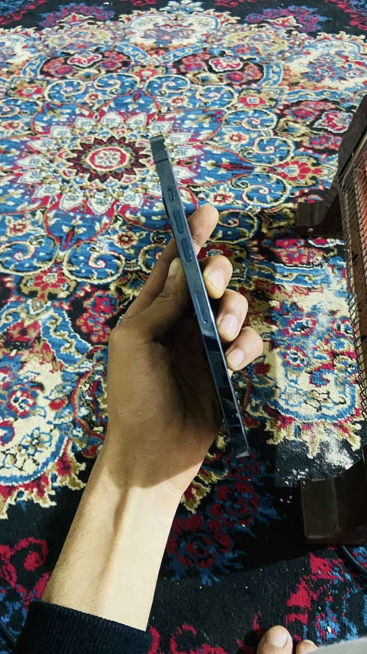 السلام عليكم ايفون ١٢ برو ماكس الجهاز مبدل بطاريه ١٠٠ وشاشه اصليه  للمراوس بايفون اكس ماكس او ١١ برو ماكس متوفر واتساب ***********  العنوان تكريت قضاء العلم
