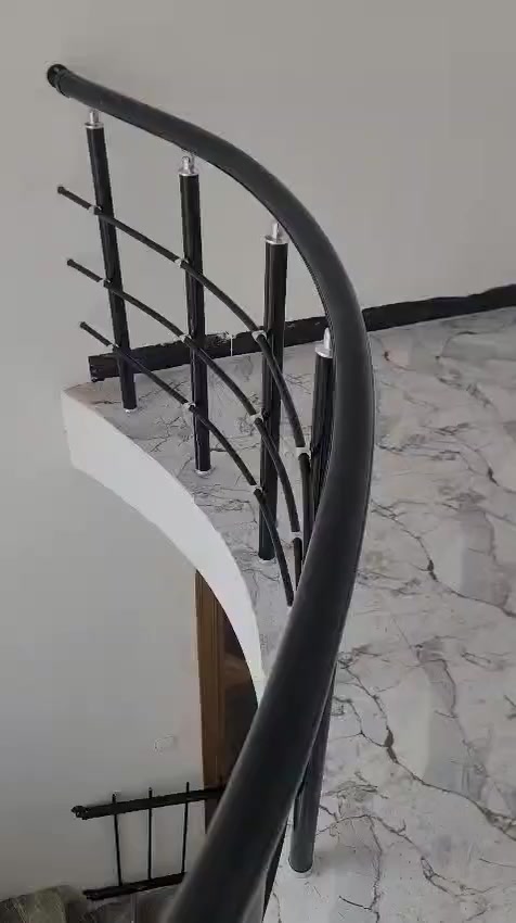 معمل الشهد للألمنيوم
***********
