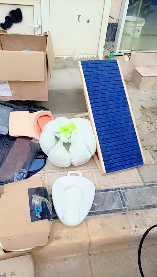 قطع تخص القطط تفاصيل داخل الفيديو..
البيع شلعه نطوني سعر.. يصيرن 2 كارتون دبل.


**إذا كنت صاحب هذا الإعلان وتريد حذفه لأي سبب، رجاءا أرسل رسالة إلى الدعم الفني**