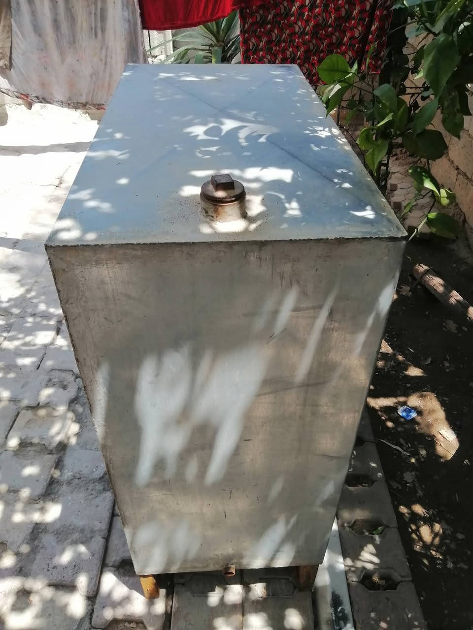برميل للبيع للاستفسار ***********
