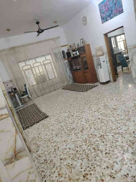 سلام عليكم 
بيت للبيع المساحه 400/ متر 
طابو زراعي سند 25 الموقع قرب شريف بنت الحسن يبعد عن شريف 200/ م الموقع جدا راقي 
للاستفسار 
الشراي يتفضل *********** خاص جنس العقار سند ٢٥
