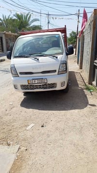 فحل موديل 24 كفاله عامه ماشيه 44الف جديده السياره  بس ممغسوله السياره ...