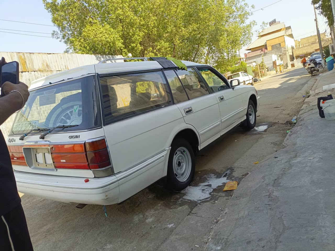 السلام عليكم ارنب ستيشن للبيع موديل 1992 محرك فيفتي 2.5 السيارة باسمنة المكان بغداد جسر ديالى القديم لل استفسار الاتصال علا هاذه الرقم ***********
