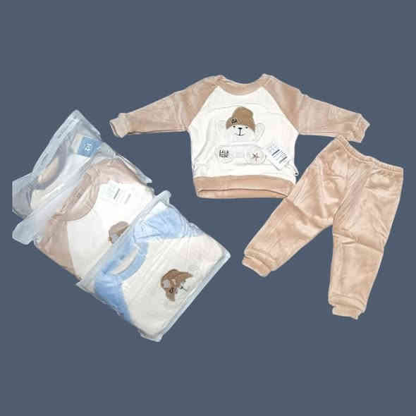 👶✨ طقم بيبي مبطن بخامة ثقيلة وناعمة
يدفي طفلك بالشتاء ويخليه بأجمل إطلالة 😍
ستايل راقي وتفاصيل ناعمة تناسب كل الأذواق 💖

📏 القياس: 6 – 24 شهر
💵 السعر: 6,000 دينار فقط

📍 النجف – حي الجامعة – شارع جامعة سلام – مقابل كرزات أبو حسن – مجاور مجمع بيت الكرادة
📞 واتساب فقط: ***********

🚚 التوصيل:
▪ النجف – الكوفة – الأقضية والمجمعات: 3,000 د.ع
▪ باقي المحافظات: 5,000 د.ع

#ماريو_ملابس_أطفال #طقم_بيبي #ملابس_ناعمة #حديث_الولادة #بيبي_ستايل #النجف
