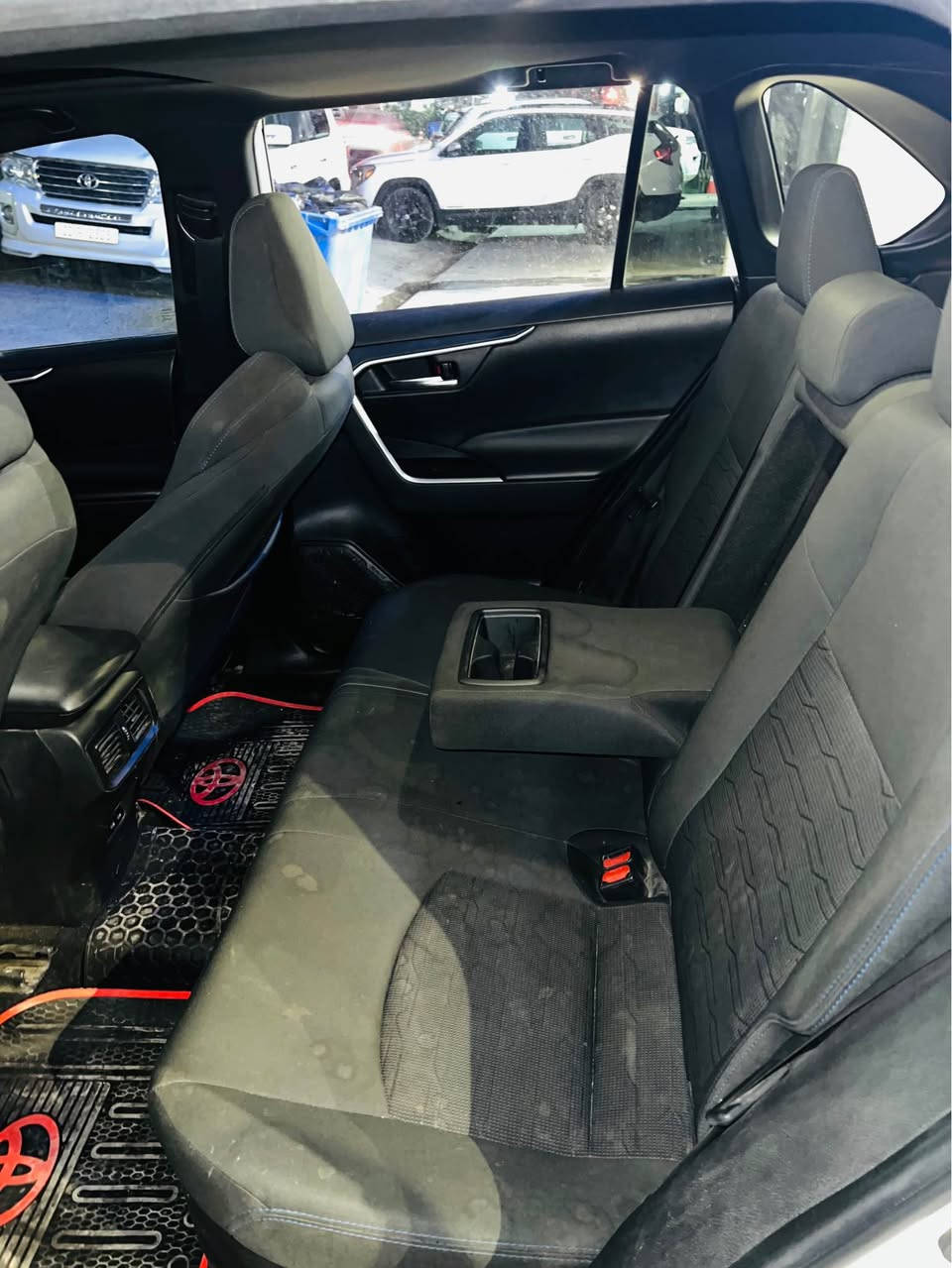 راڤۆر هایبرێد ئەمریکی سەیارەکە ٢٠٢٢ دبلەکسلە سلایتە بلاکتۆپە کوشین ساردوو گەرم سوندوق شەفت سوکان هیتەر قاپات مواسەفات لە هەولێریش چارەێگەگ بۆنیدی هەیە ئەویش بویتە سبوخ واتا ٢ پارچەو چارێگەگی هەیە بەبێ ژۆرێ بەبێ هیچ ئێرباگەک سەیارەکە ١٠٧ هەزار رۆیشتیە 
سعریشی ٢٥٥وەرەقە قیچەک مەعامەلە أربيل, العراق


**إذا كنت صاحب هذا الإعلان وتريد حذفه لأي سبب، رجاءا أرسل رسالة إلى الدعم الفني**