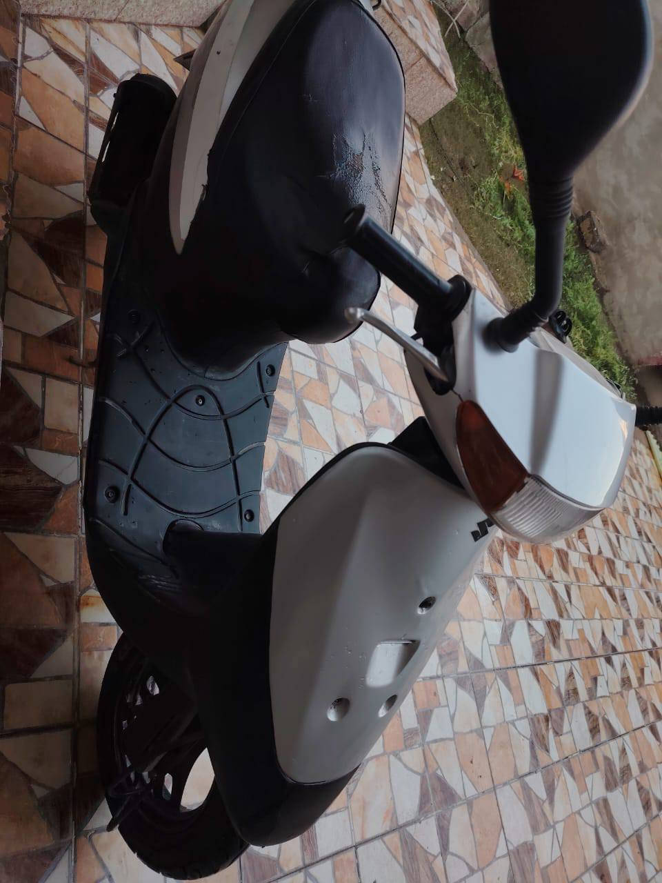 ساسوكي رمبه ما مفتوح بيها برغي للبيع الدراجه نضيفه فول شراي اتصل ***********
