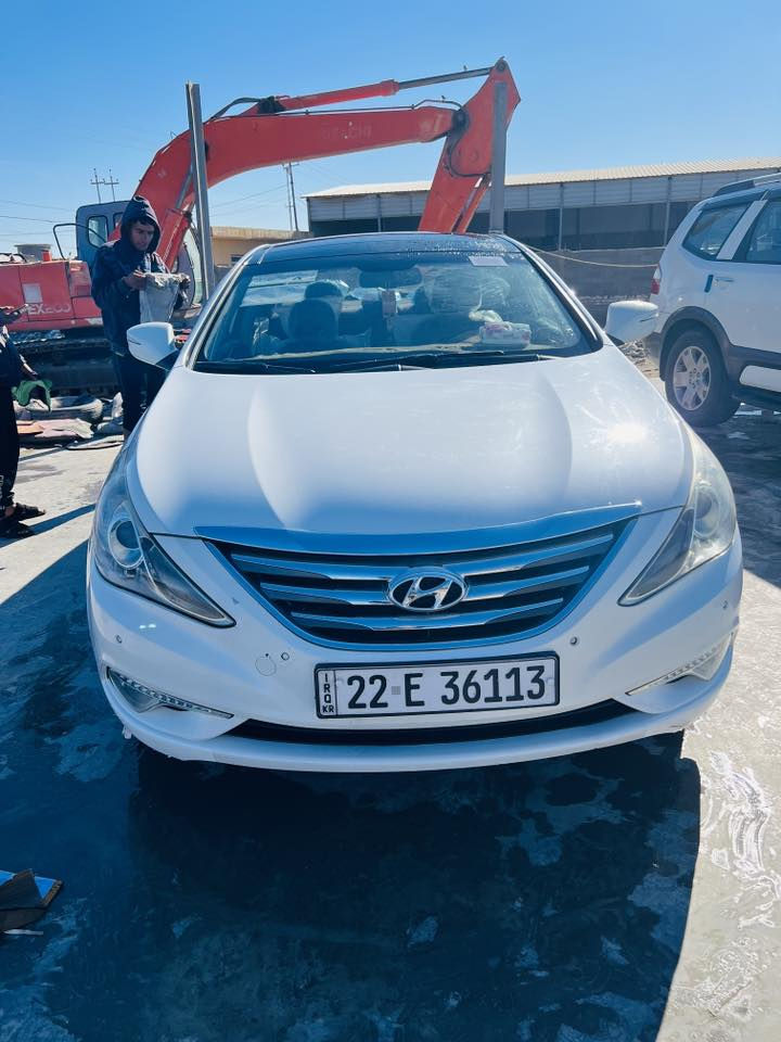 سوناتا موديل 2014 خليجي 2400 فول مواصفات 
كفاله ماشيه 105 
السعر 153 وبيها مجال بسيط
رقم الهاتف. *********** واتساب. اتصال السونار مرفق مع الصور
