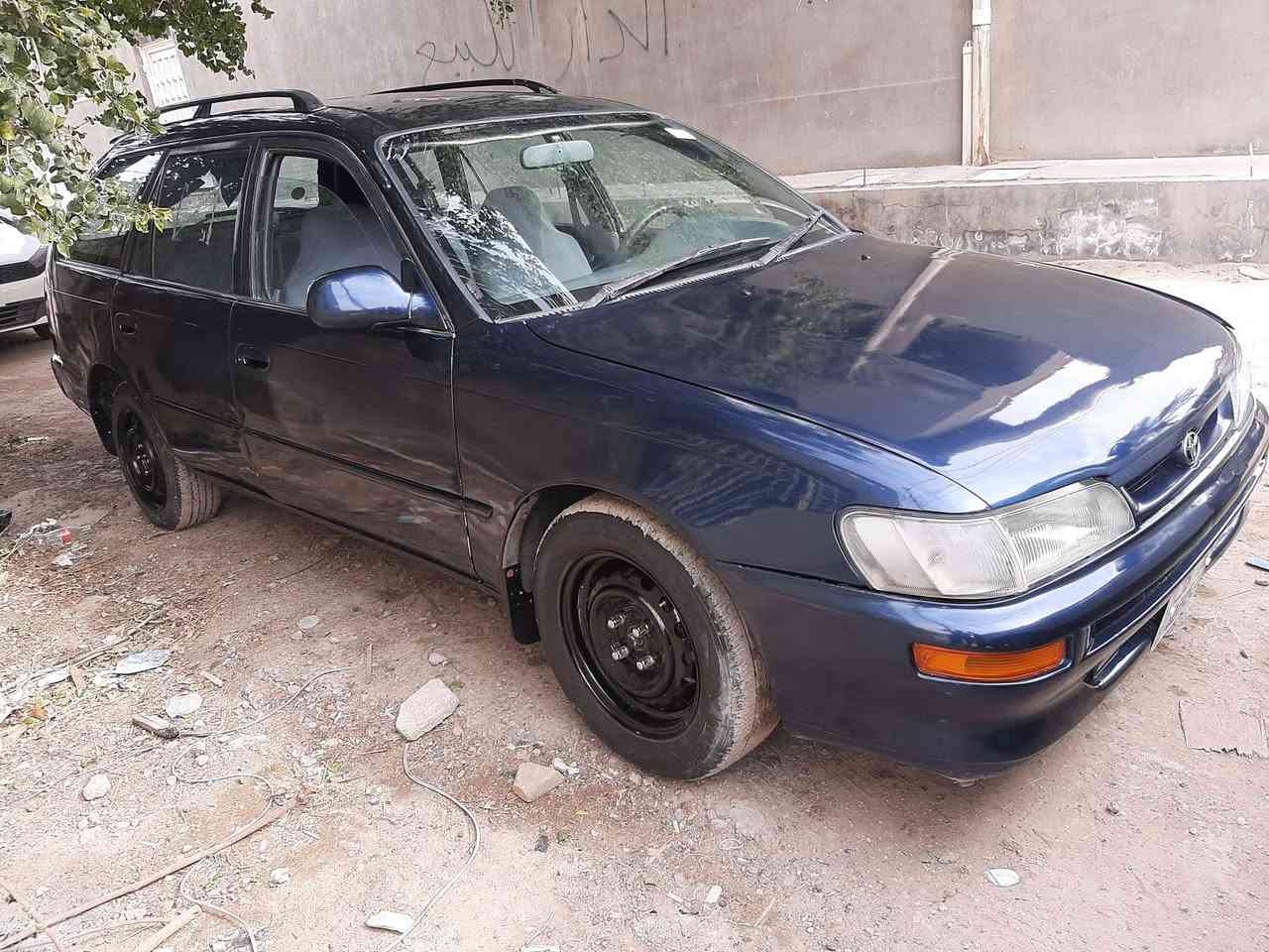 السلام عليكم كورلا موديل 96 مكفوله من الضربه والكصه السياره جاهزه وخير من الله كير مكينه مكفولات دواخل جديده وبل حقيقه احله من الصوره السعر 55  وبيه مجال حك الجيه أي استفسار ***********
