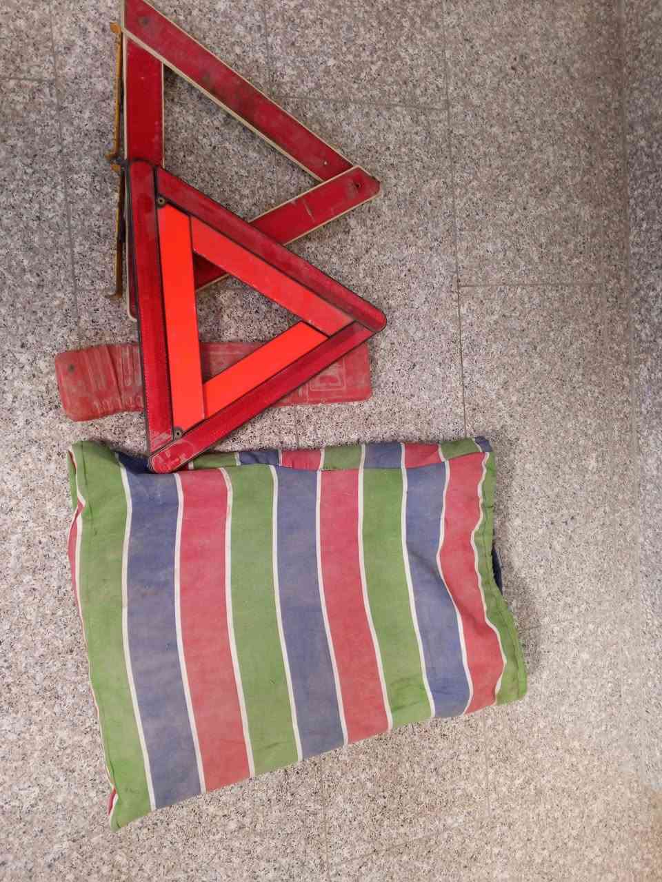 السلام عليكم للبيع السعر 100
لتواصل***********
