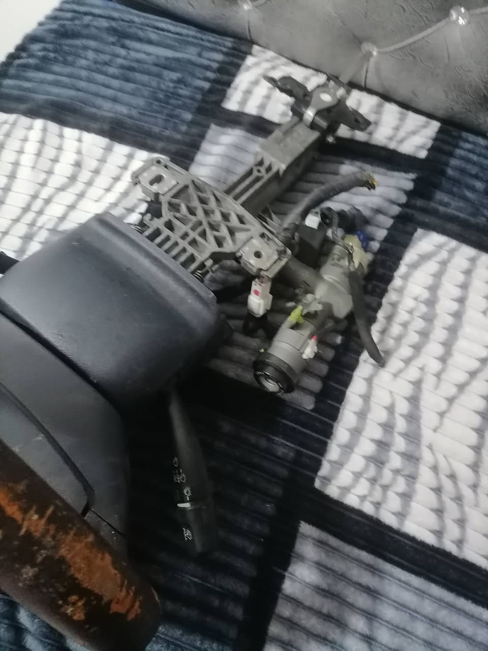 للبيع استيرن كامل مع ملحقاته سونات  سعره 75 من مديل 2007 إلى فوق رقم للحجز واتساب ***********
