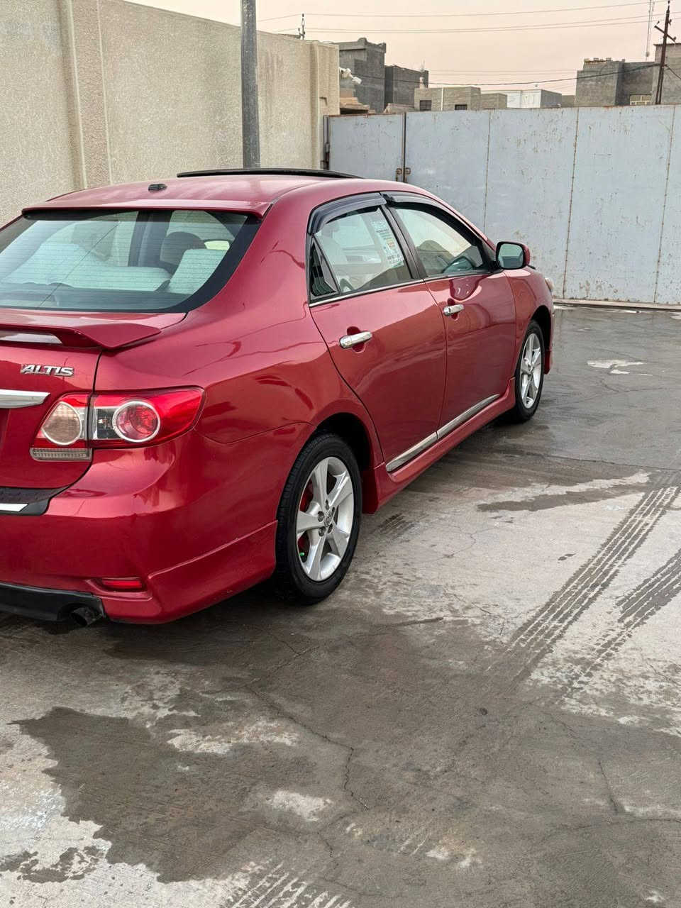 كورلا S موديل2012
ماشية 97 حقيقي 
وارد كندي حادث جاملغ خلفي 
مصبوغة صفحتين اثر جراد قمارة وبنيد بلاديات ما مصبوغات 
محرك 1800
رقم بغداد انكليزي 
سنوية وهزة جديدة قبل فترة مجددة
سلايت روف 
كروز سرعة
تحكمات ستيرن
كشنات جلد 
تخم تاير جديد
مكينة وكير مكفولات 
مكان السيارة الانبار الفلوجة
السعر 117 ورقة بيع او مراوس اعتذر عن البيع بلاقساط
للاستفسار ***********
