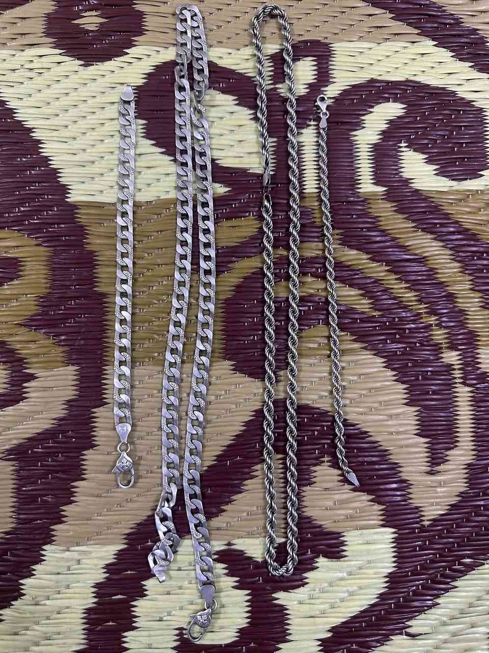 السلام عليكم سيت 31 سيت 71 سعر الغرام 4


**إذا كنت صاحب هذا الإعلان وتريد حذفه لأي سبب، رجاءا أرسل رسالة إلى الدعم الفني**