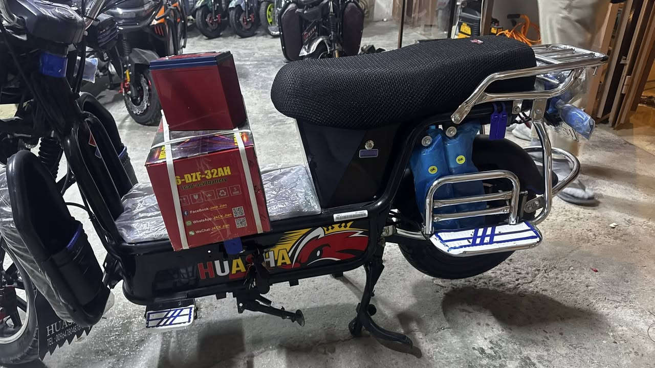 السلام عليكم هيوشا 25 6 بطاريات  البطاريات تنشد كدامك كامل مكمل كهربائياته شغاله 100‎%‎
سعره 650 ومجاله بسييط 
للاستفسار ***********
