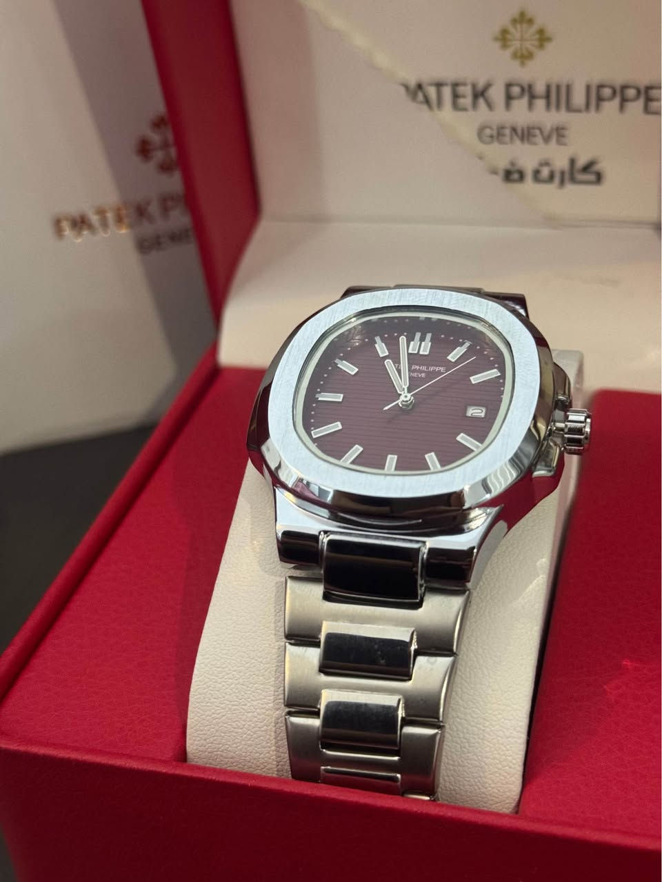 ساعة باتيك فليب ماستر كوالتي عالي جداً 
وزن ثقيل ومختم بكل مكان 
ضمان سنه كامله على المكينه والبطاريه 
سير تيتانيوم 
مينا مضيء في الظلام 
تجيك مع علبة البراند وكارت الضمان 
ساعة فخمة بكل معاني الكلمات وهي والاصليه ماكو اي فرق 
سعر 75 الف 
توصيل جميع محافظات العراق 5 الاف بغداد, العراق


**إذا كنت صاحب هذا الإعلان وتريد حذفه لأي سبب، رجاءا أرسل رسالة إلى الدعم الفني**