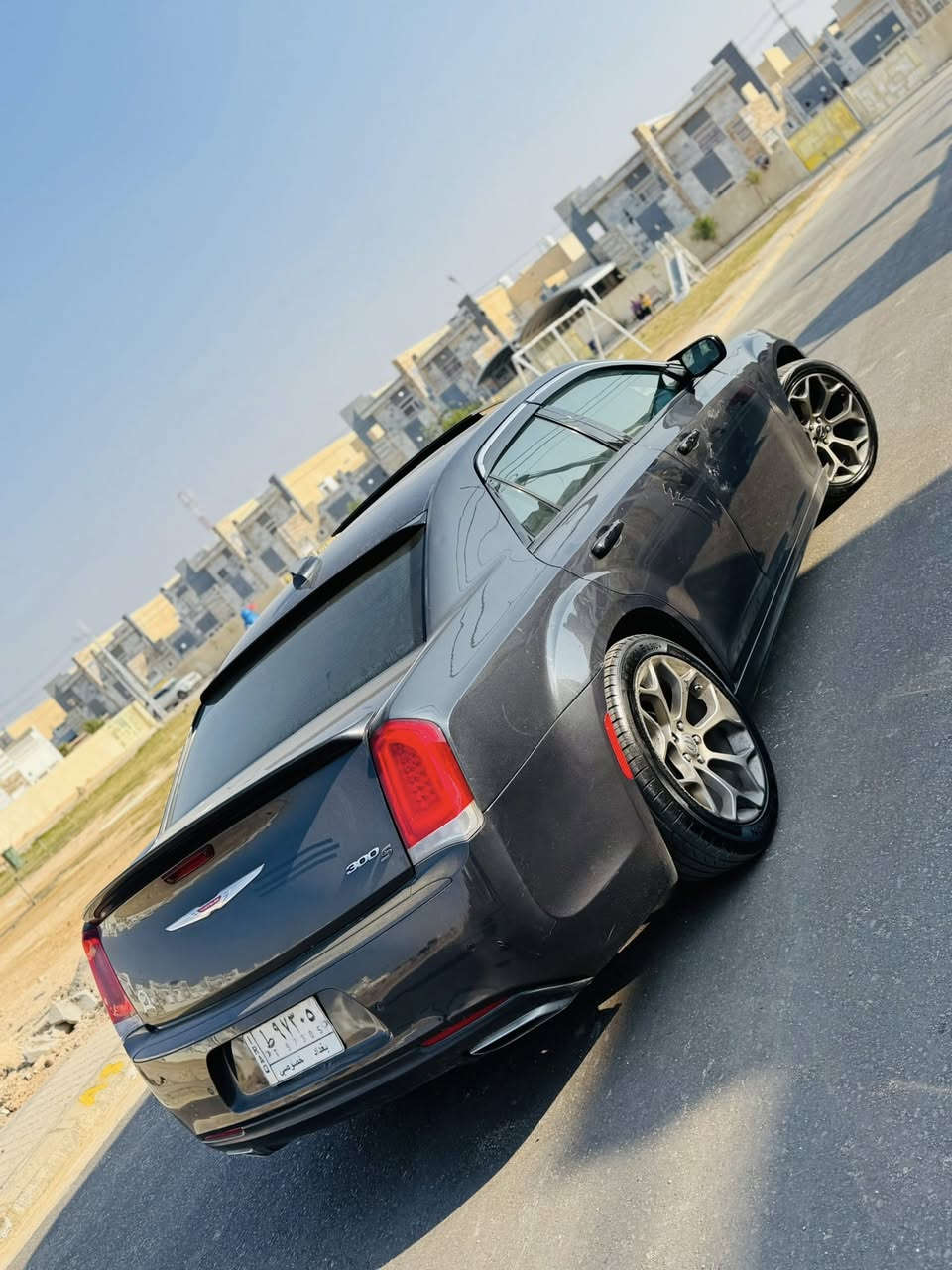 Chrysler ( S 2018 )

لون كحلي  / رقم بغداد

حادث السياره البنيد وجاملغين امامي فقط مرفق مع صور الحادث 

عداد المسافه 135 الف 

السياره كامله مناقصها شي 

الموصفات 😎

1-محرك (3600) 6سلندر 

2-كامره دواره

3-حساسات خلفيه

4-سماعات سستم

5-تشغيل عن بعد 

6-تحكمات سترين 

7-كشنات كهرباء 

8-تدفئة وتبريد بالكشنات 

9-كشن خزن

10-تبريد قطعتين 

11-هيترات بالمري 

12-لايتات زنون اناره عاليه 

13-بك لايتات ليزري 

14-سقف بانوراما 

15-كير ماوس 

وهوايه مواصفات بعد سياره كلش حلوه 

السعر (215)

رقم الهاتف   ***********

مكان السياره كربلاء 

وبالعافيه ع الي ياخذها
