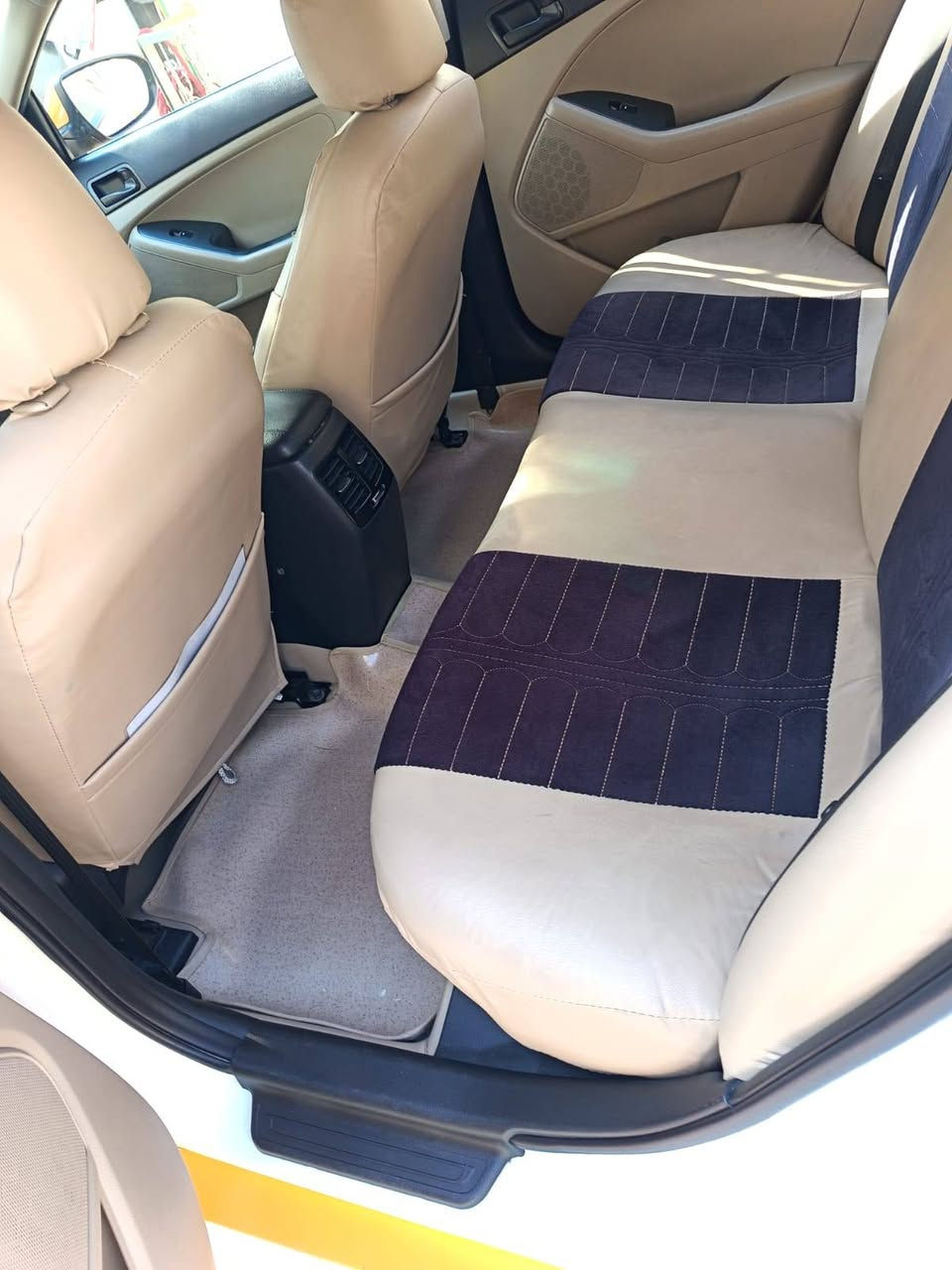 كيا اوبتما للبيع موديل 2016 خليجي رقم بغداد بيه طخه يم قبق لبنزين الباقي كفاله عامه مكينه كير حداديه تخم تاير سياره جديد مامشتغله على خط ابد جوال السعر 155 وبيه مجال قليل شراي اتصل ***********
